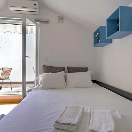 The Famous Blue House Casa vacanze *